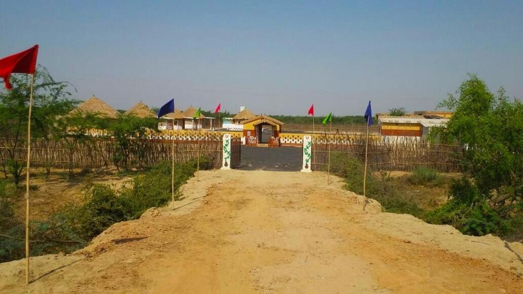 Banni Village Resort - Rann Of Kutch Bherandiāla Eksteriør bilde