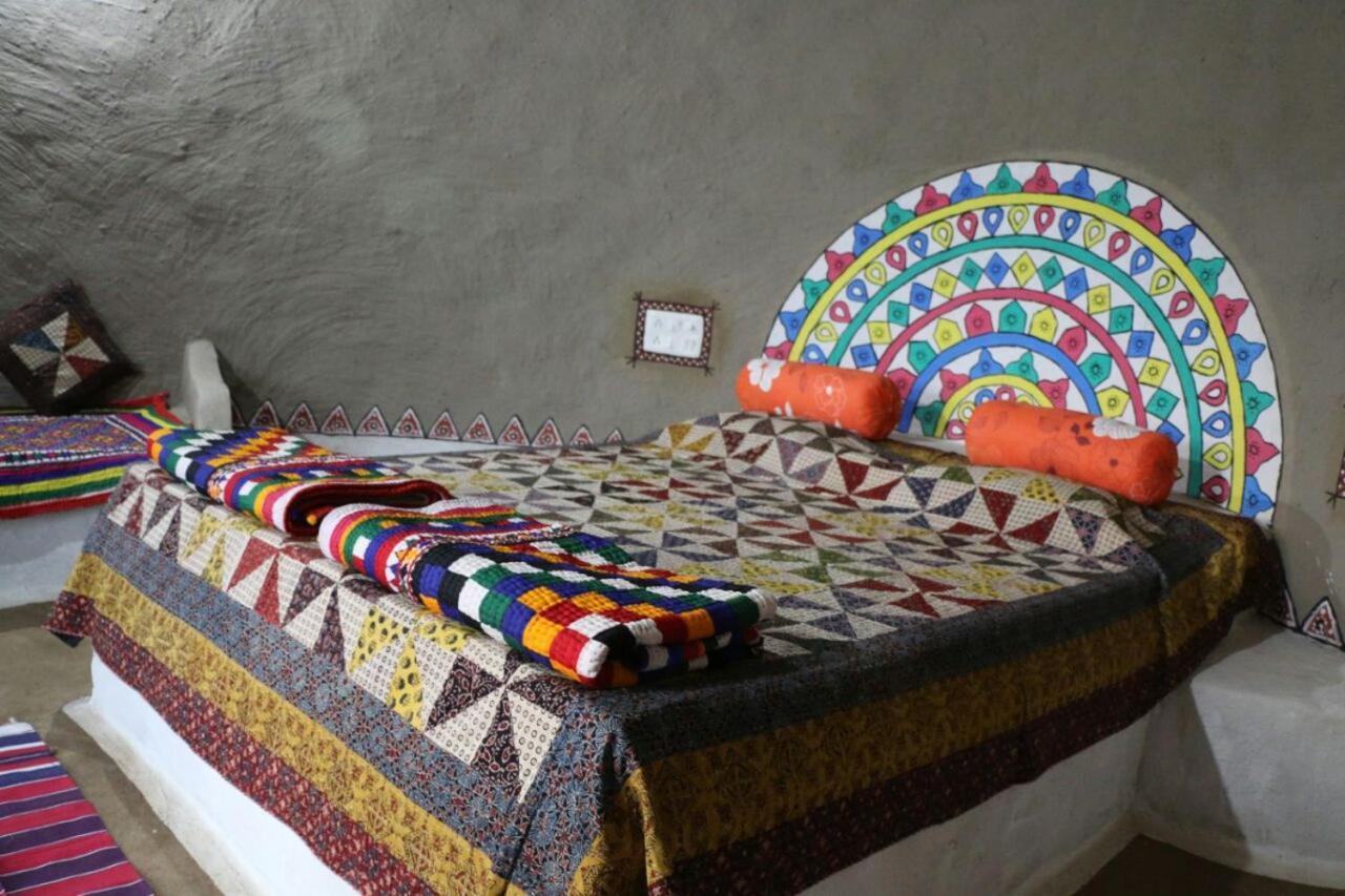 Banni Village Resort - Rann Of Kutch Bherandiāla Eksteriør bilde